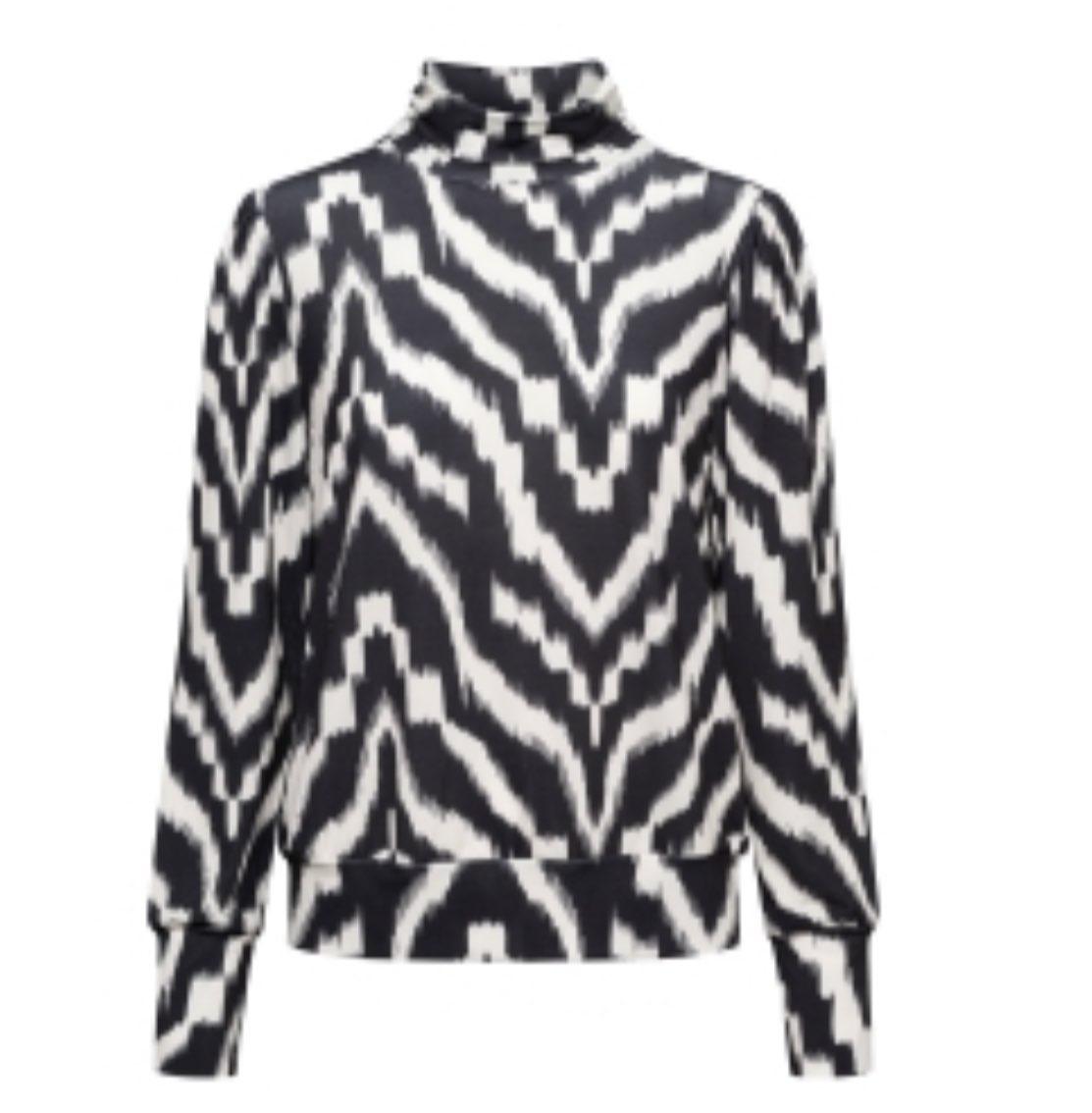 co-woman-bl267-lilian-big-ikat-top-zwart-wit